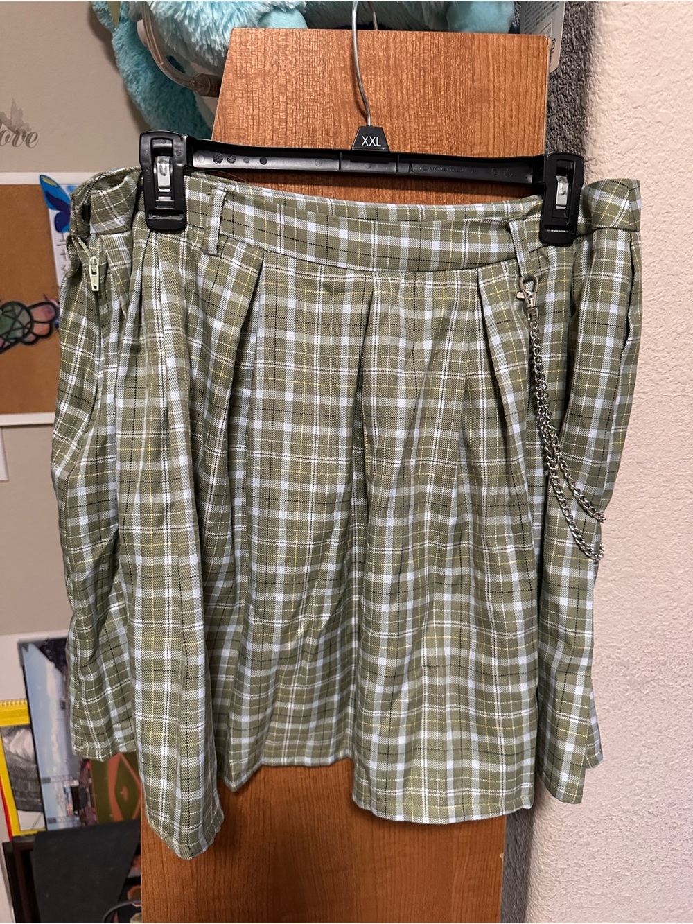 NWT Hot Topic Plaid mini Skirt with Chain Detail Green Womens XL